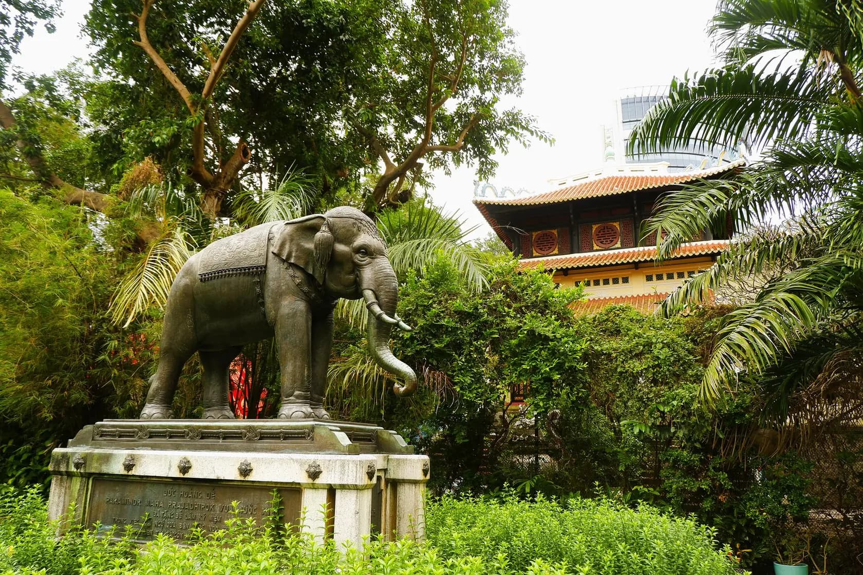 Saigon Zoo & Botanical Gardens
