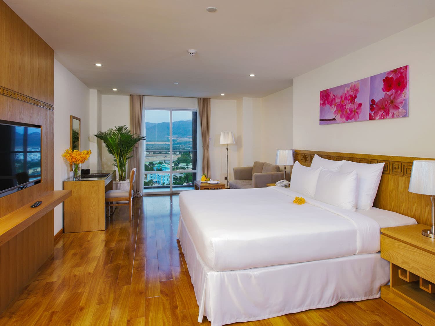 ROSAKA SUITE