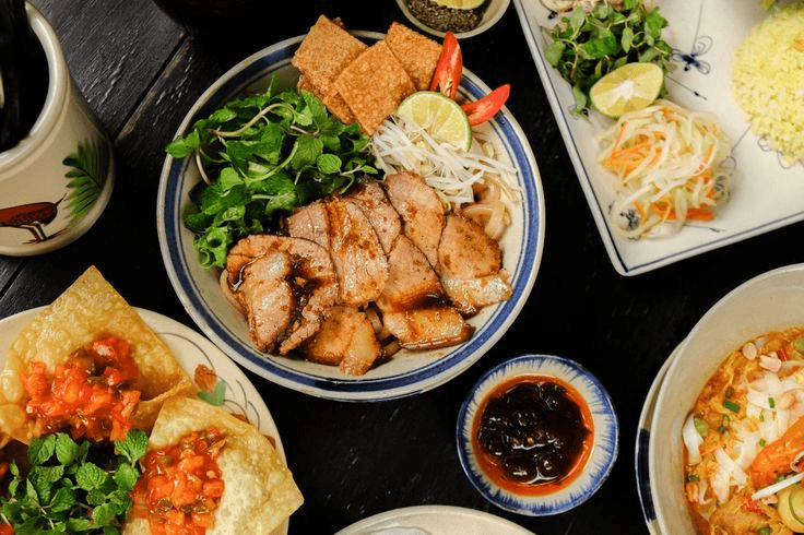 Bún bò & royal Huế