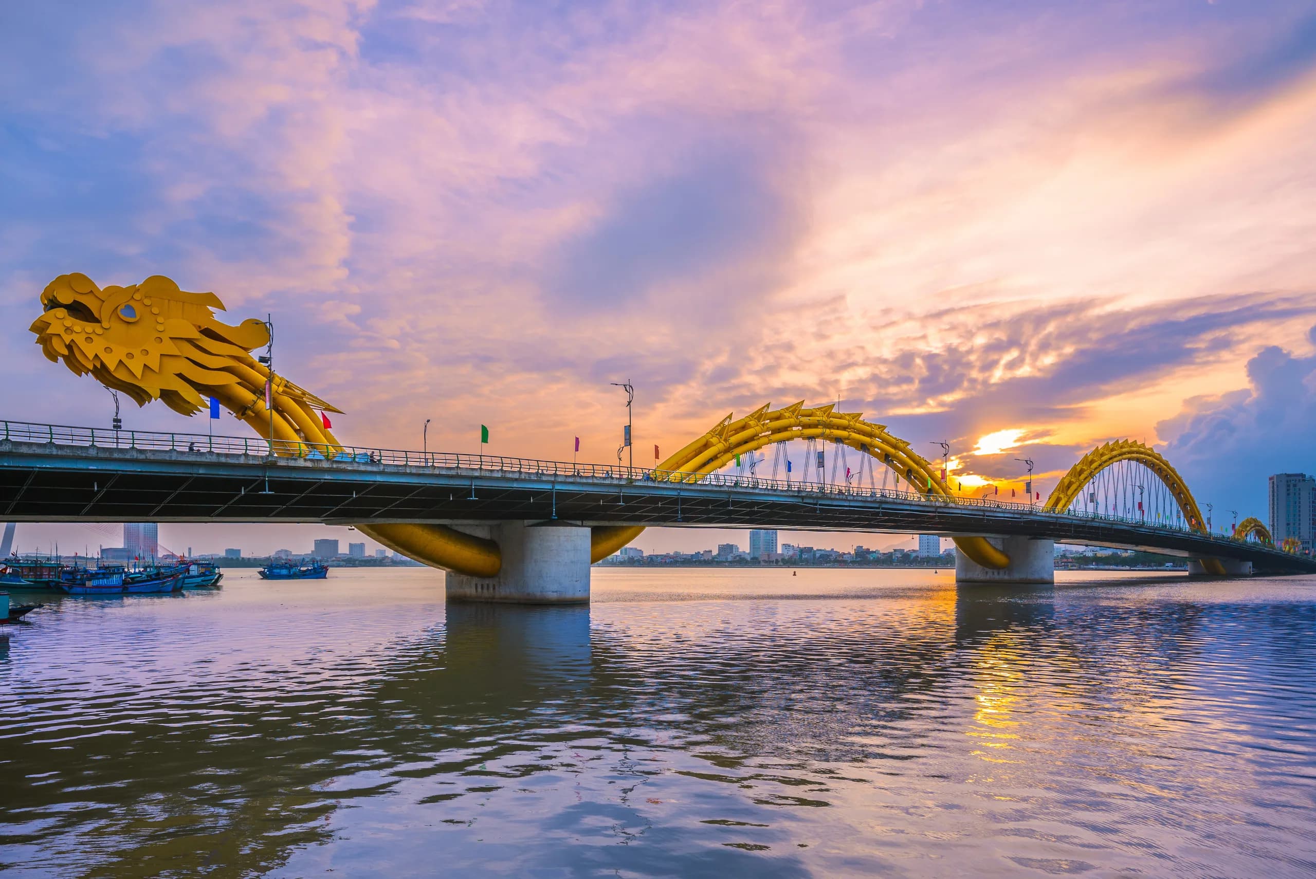 Best Time to Visit Đà Nẵng Month by Month Guide