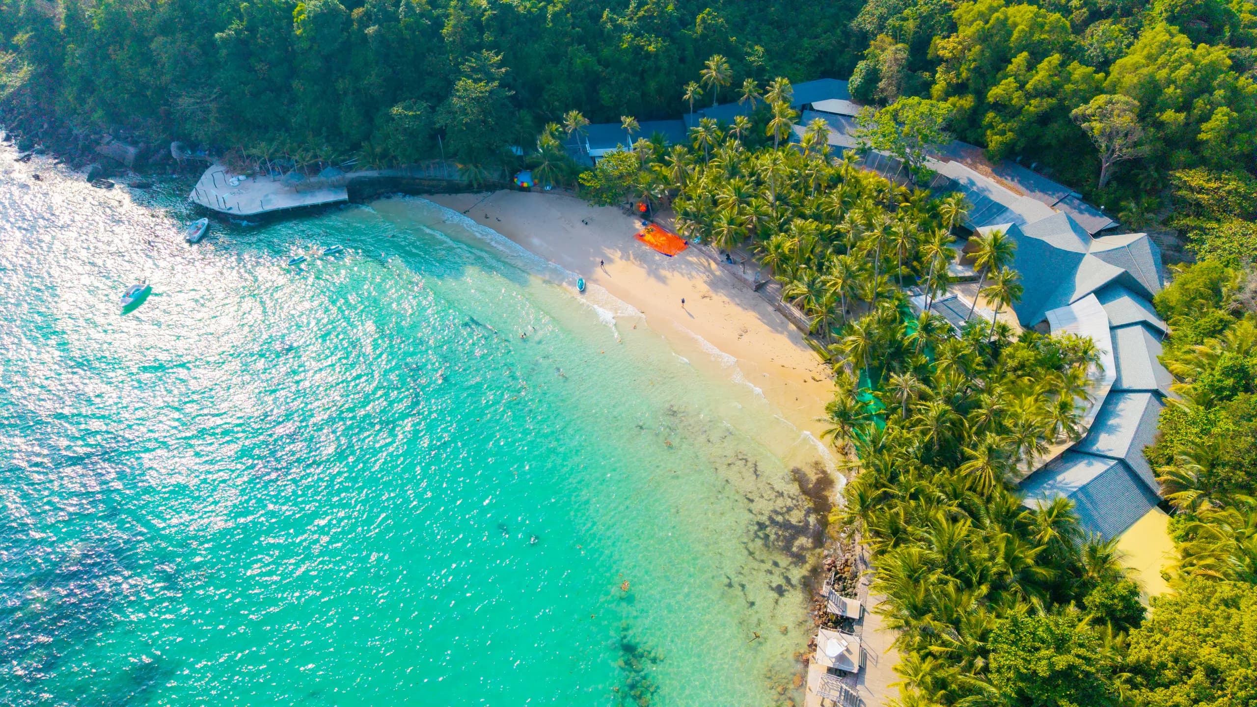 Lost and Found Phu Quoc Airport: Police Return Lost Rolex to Tourist