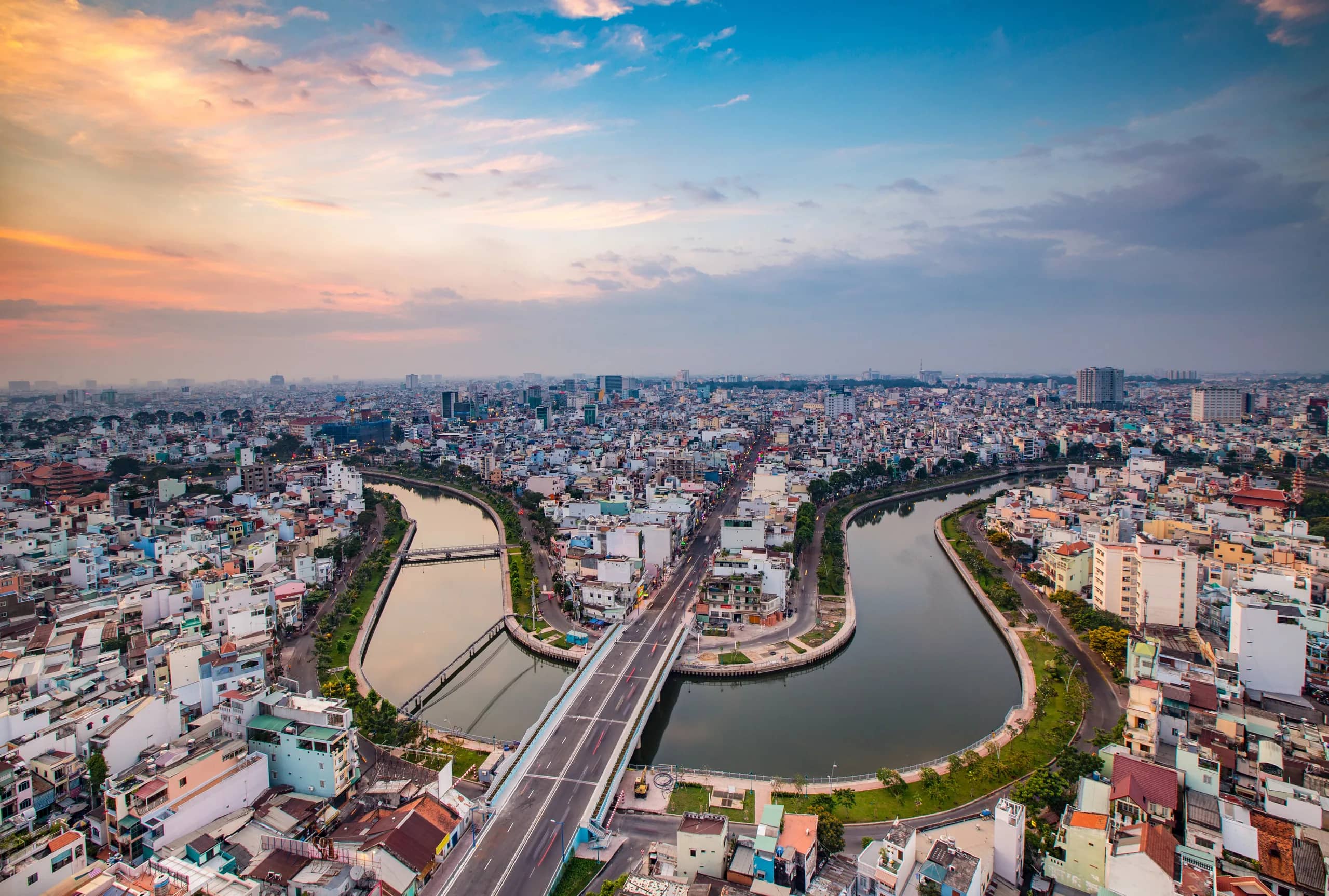 Chợ Lớn Sài Gòn Half Day Itinerary: Exploring District 5