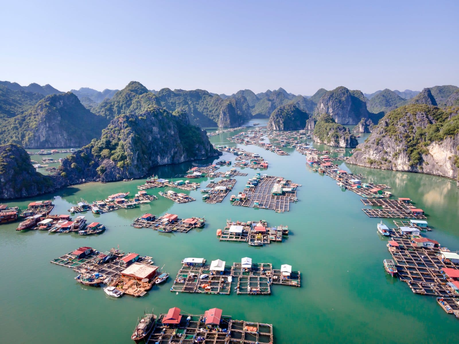 Cát Bà Island Daily Cost: Budget, Mid-Range, and Luxury Options