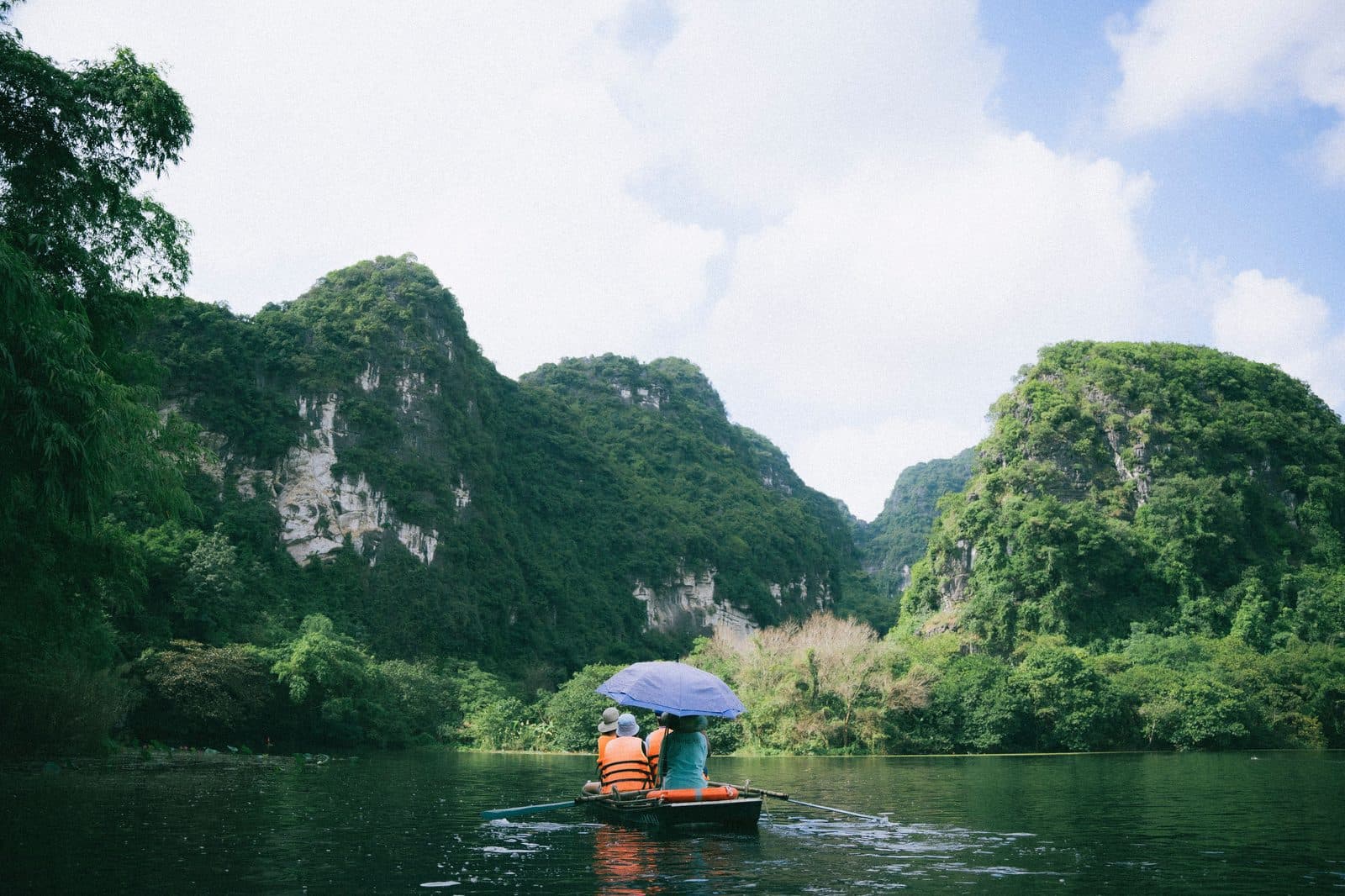 Ninh Bình Rainy Day Activities: What to Do When It Pours