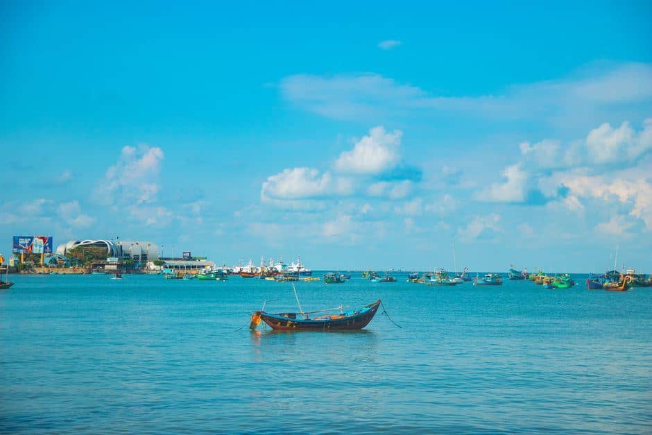 Where to Photograph Vũng Tàu: Top Locations, Timing, and Light