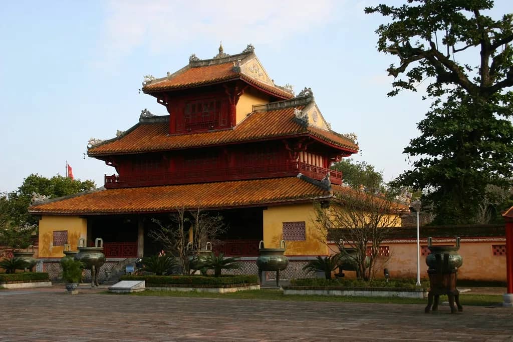Perfume River Boat Tour Huế Itinerary: A Practical Guide